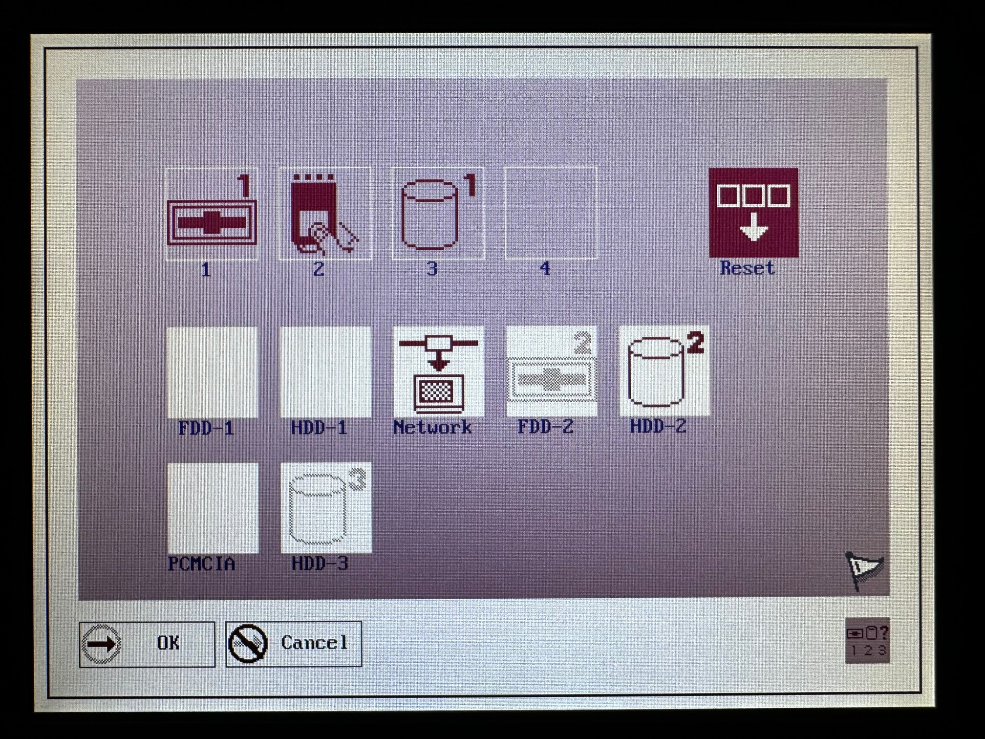 The default boot sequence - Floppy, PCMCIA, then 4Mb ROM